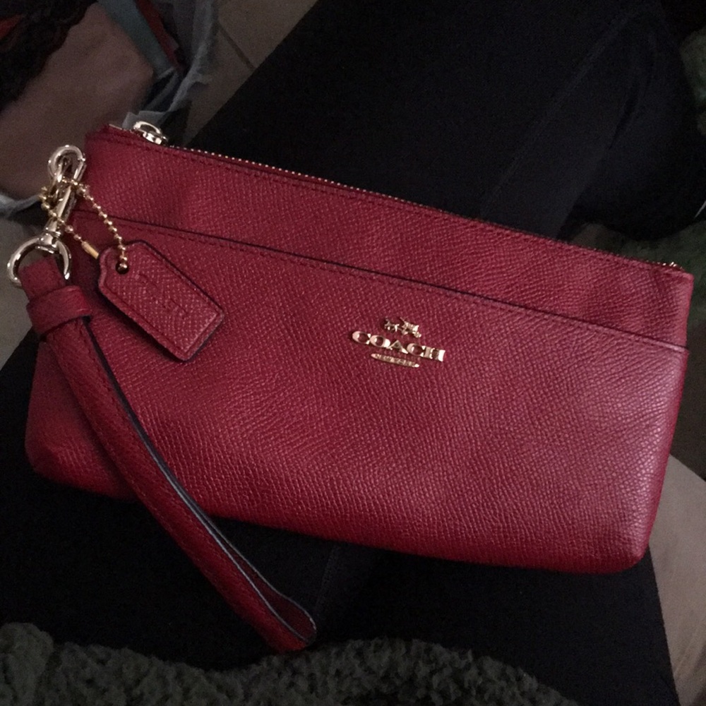 COACH hand purse/wristlet 💞